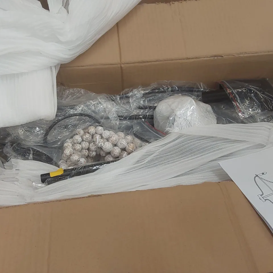 BOXED CEILING PENDANT LIGHT 