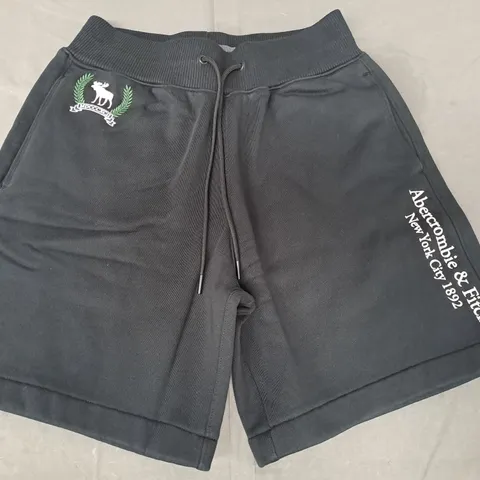 ABERCROMBIE & FITCH SHORTS IN BLACK SIZE SMALL