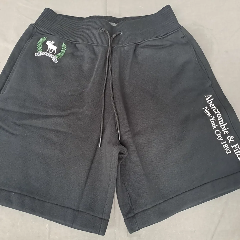 ABERCROMBIE & FITCH SHORTS IN BLACK SIZE SMALL