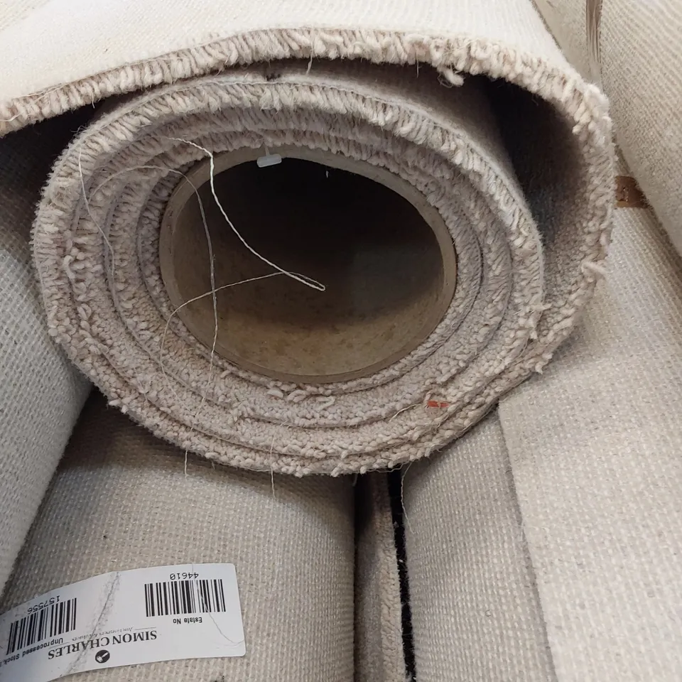ROLL OF QUALITY ELITE MALHAM CARPET APPROXIMATELY 5M × 2.08M