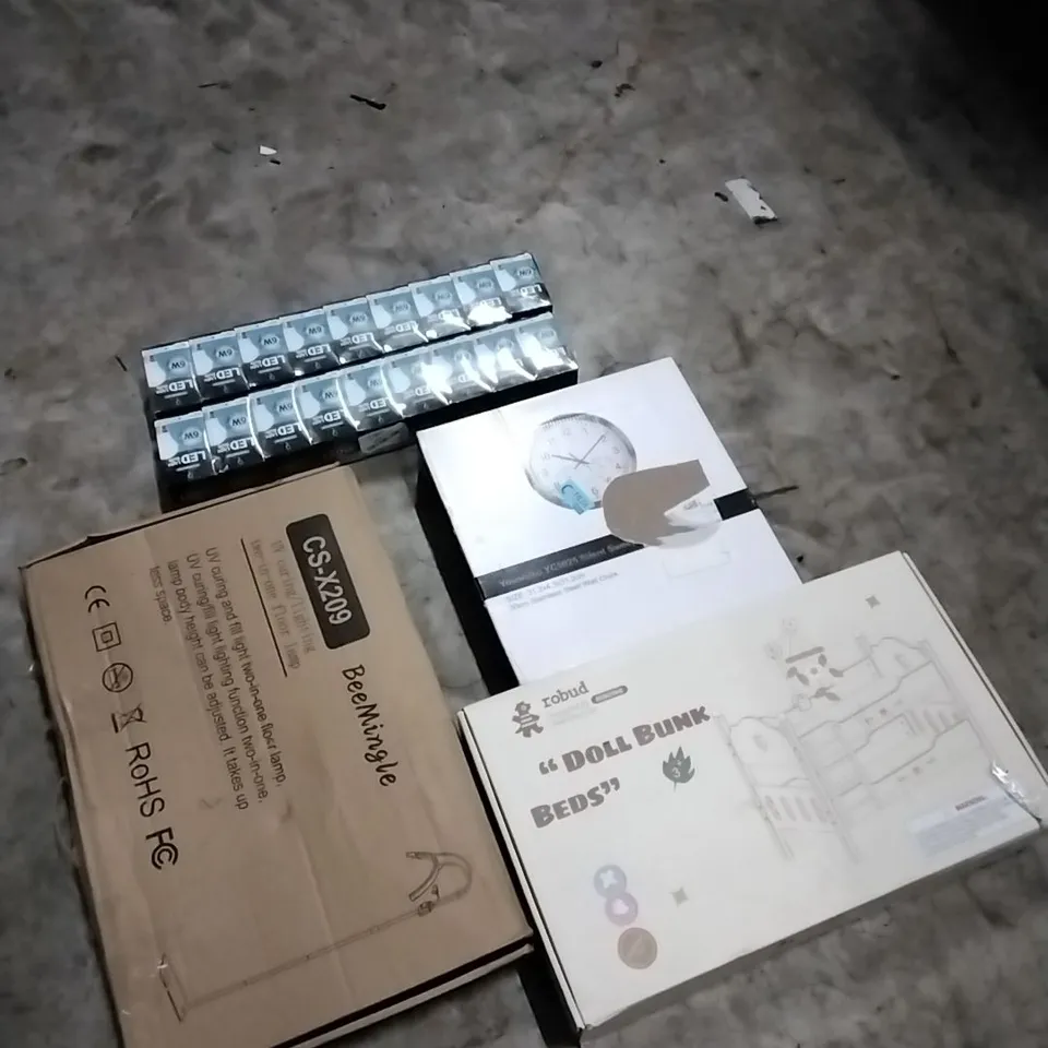 PALLET OF HOUSEHOLD ITEMS TO INCLUDE UV CURING/LIGHTING TWO IN ONE FLOOR LAMP, DOLL BUNK BEDS, LED BULBS 6W, CLOCK AND OTHER ASSORTED ITEMS...