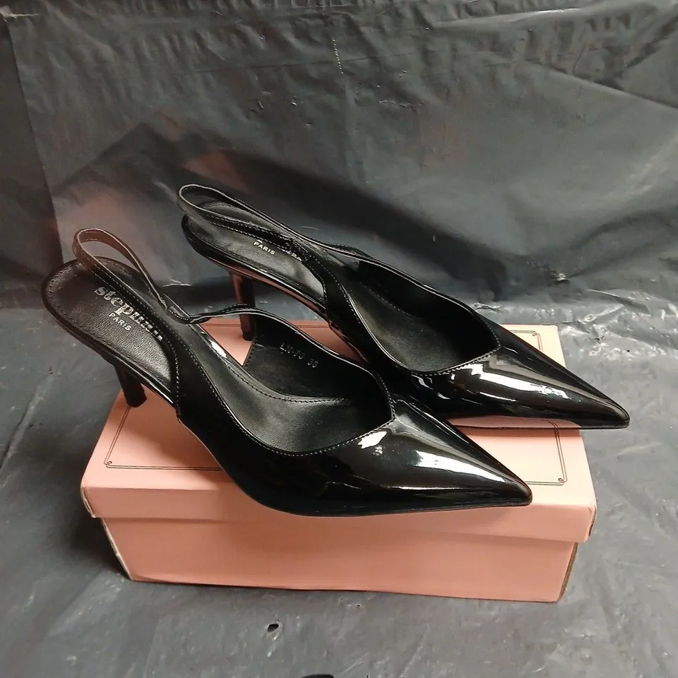 STEPHAN PARIS BLACK PATENT SLINGBACK PUMPS UK 5 (EU 38) – POINTED TOE