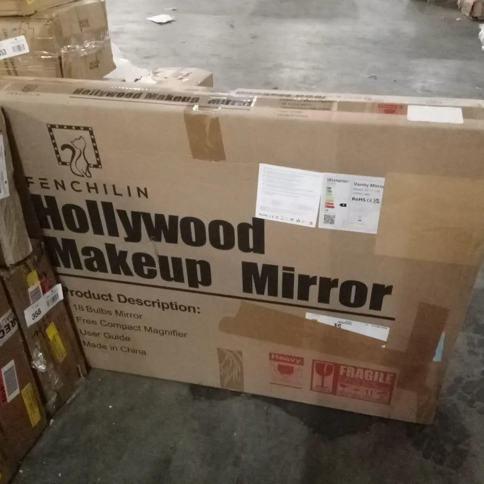 BOXED VANITY MAGNIFYING LIGHTED METAL FRAMED MAKEUP MIRROR IN WHITE