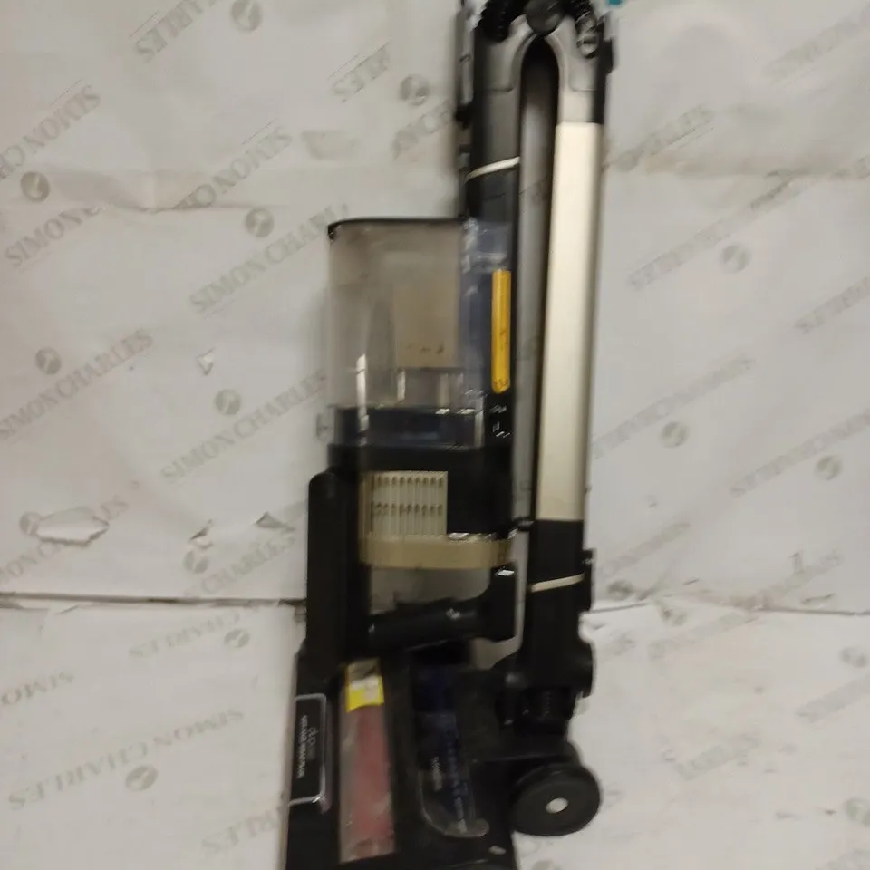 SHARK CORDLESS STICK VACUUM CLEANER PET PRO MODEL