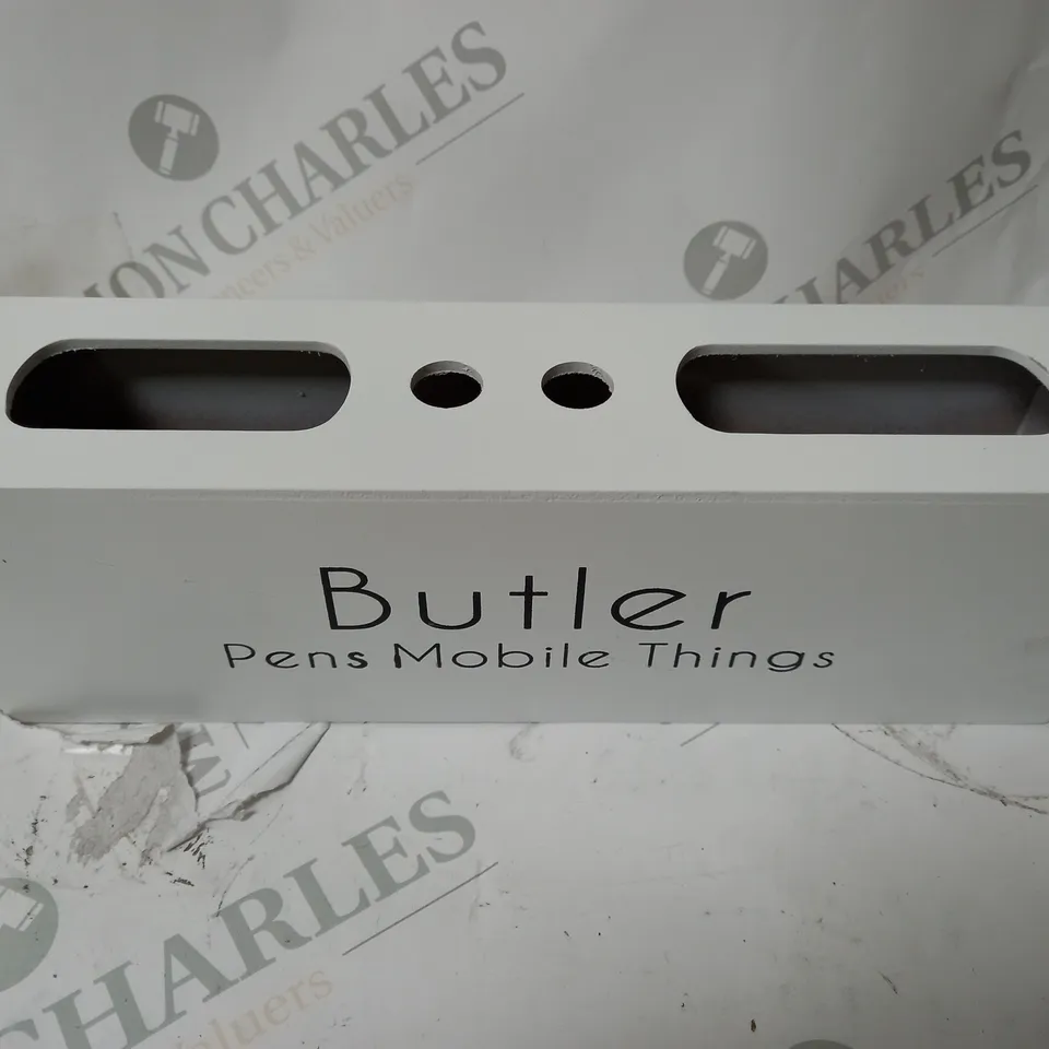 BOLTZE UTENSILO BUTLER IN WHITE WOODEN MOBLIEPHONE HOLDER WITH TIN