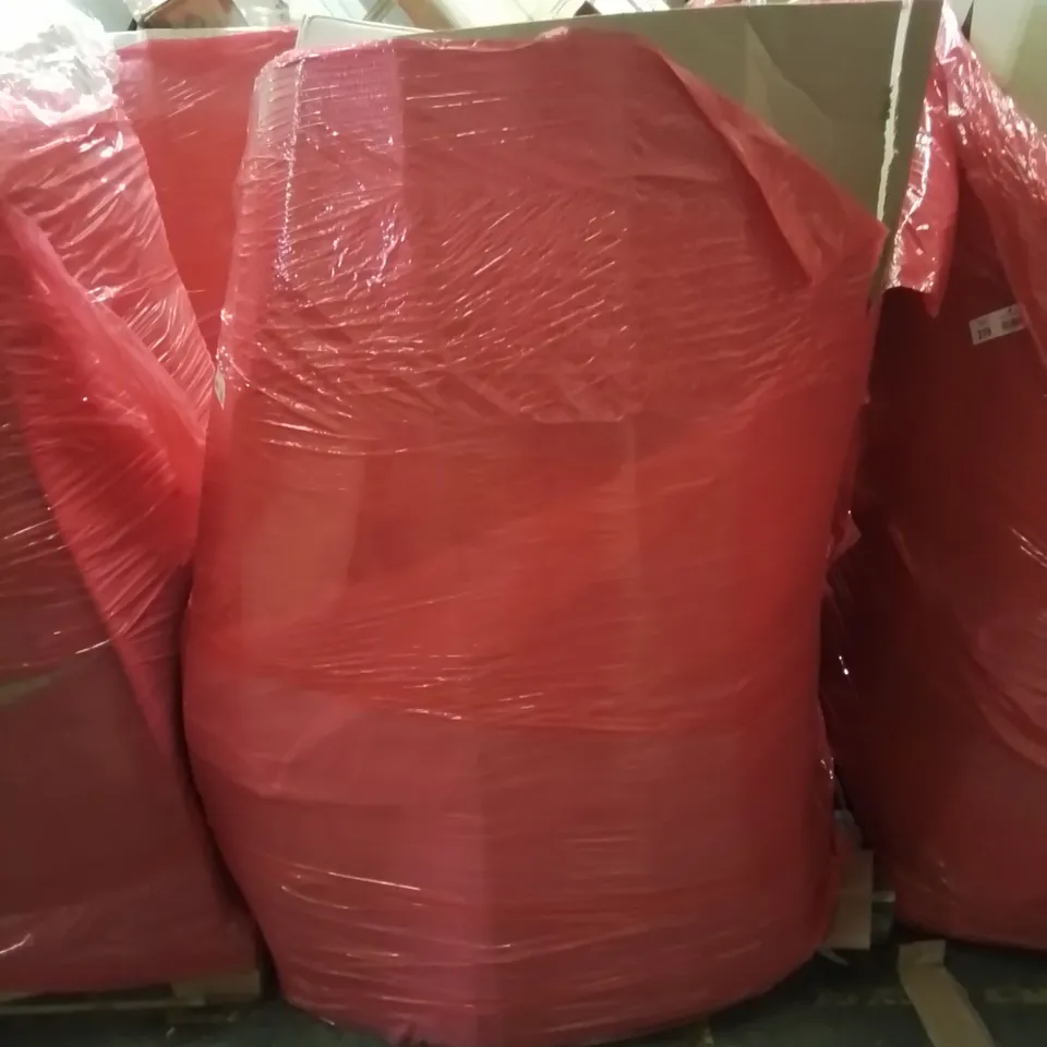 PALLET CONTAINING VARIOUS ITEMS TO INCLUDE OFFICE CHAIR, RECIPROCATING SAW, VACUUM CLEANER ETC.