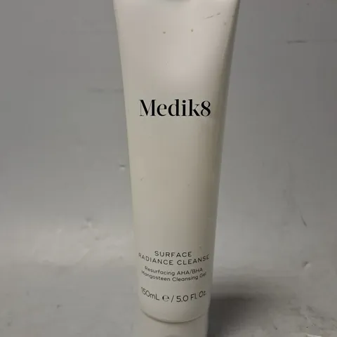 MEDIK8 SURFACE RADIANCE CLEANSE