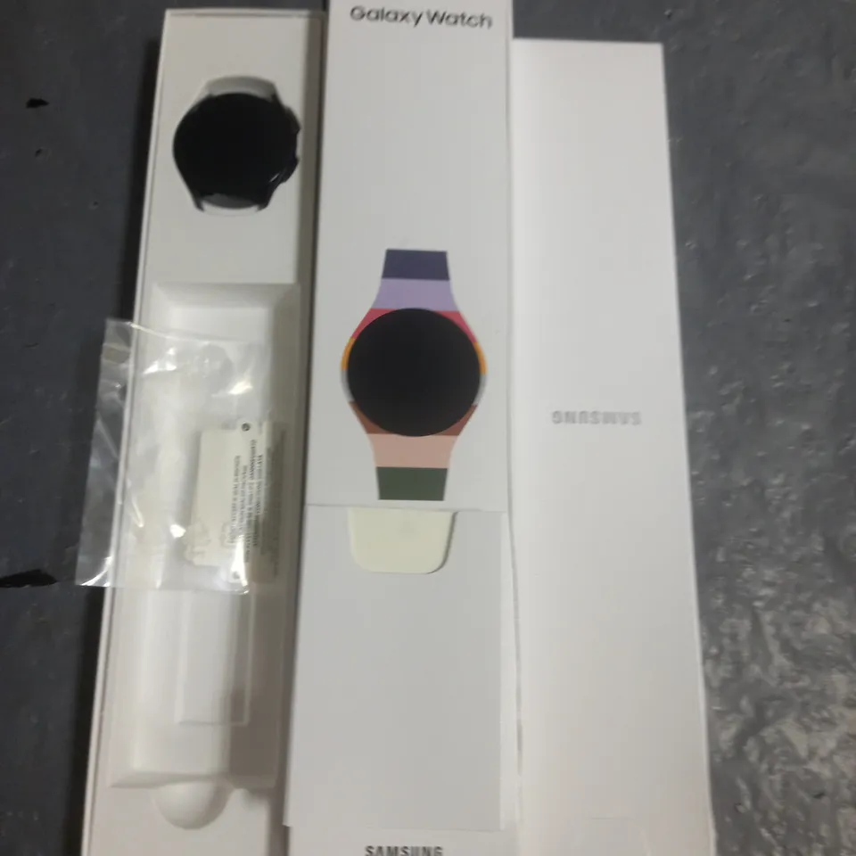 BOXED SAMSUNG GALAXY WATCH 40MM - SM-R930