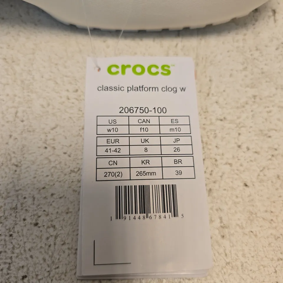 CROCS CLASSIC PLATFORM CLOG – WHITE, UK 8 (US 10, EU 41-42)