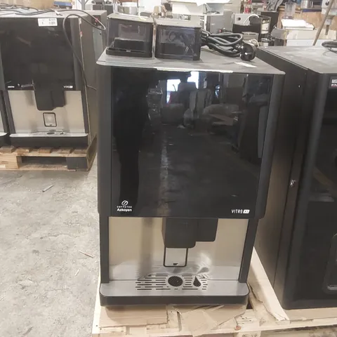 COFFETEK VITRO X5 COMMERCIAL COFFEE VENDING MACHINE