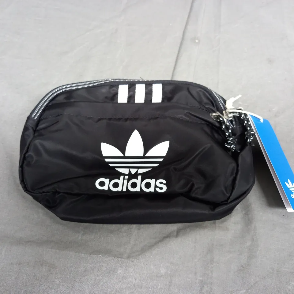 ADIDAS BLACK BUM BAG 