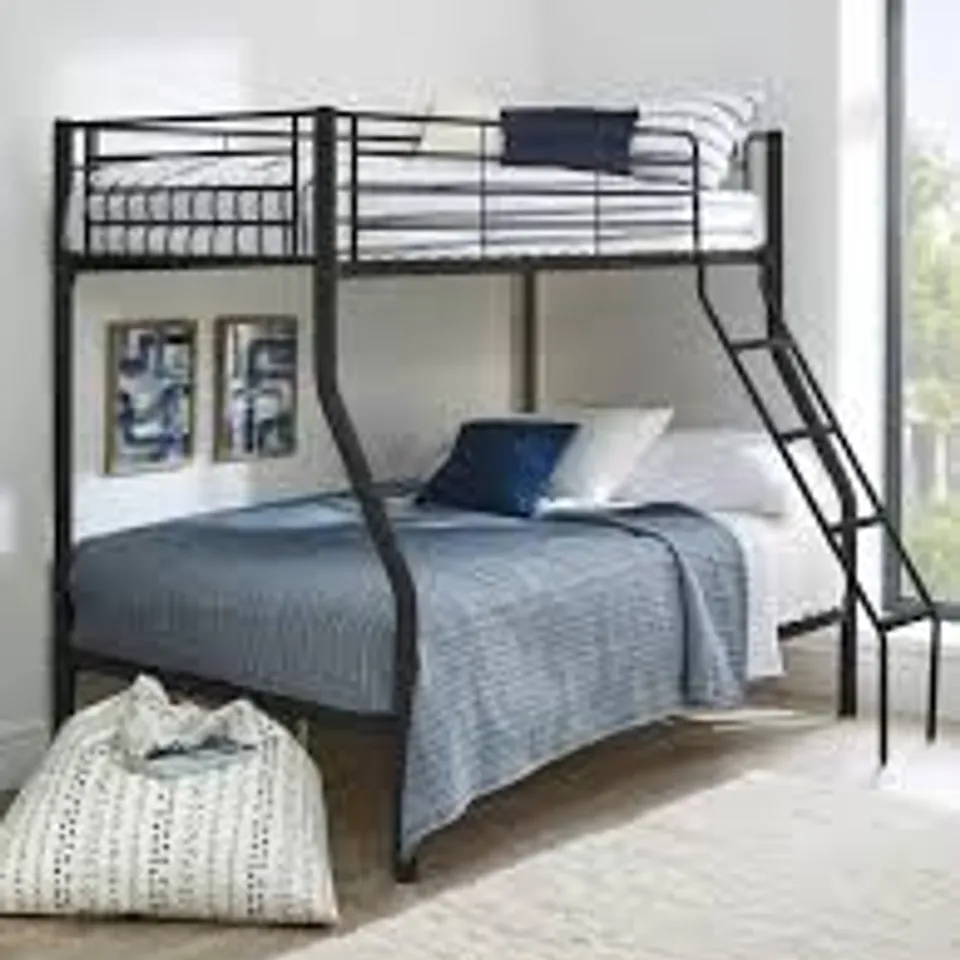 BOXED DOMINO METAL TRIO BUNK BED WITH LADDER AND TOP BUNK GUARD RAIL - BLACK (2 BOXES)