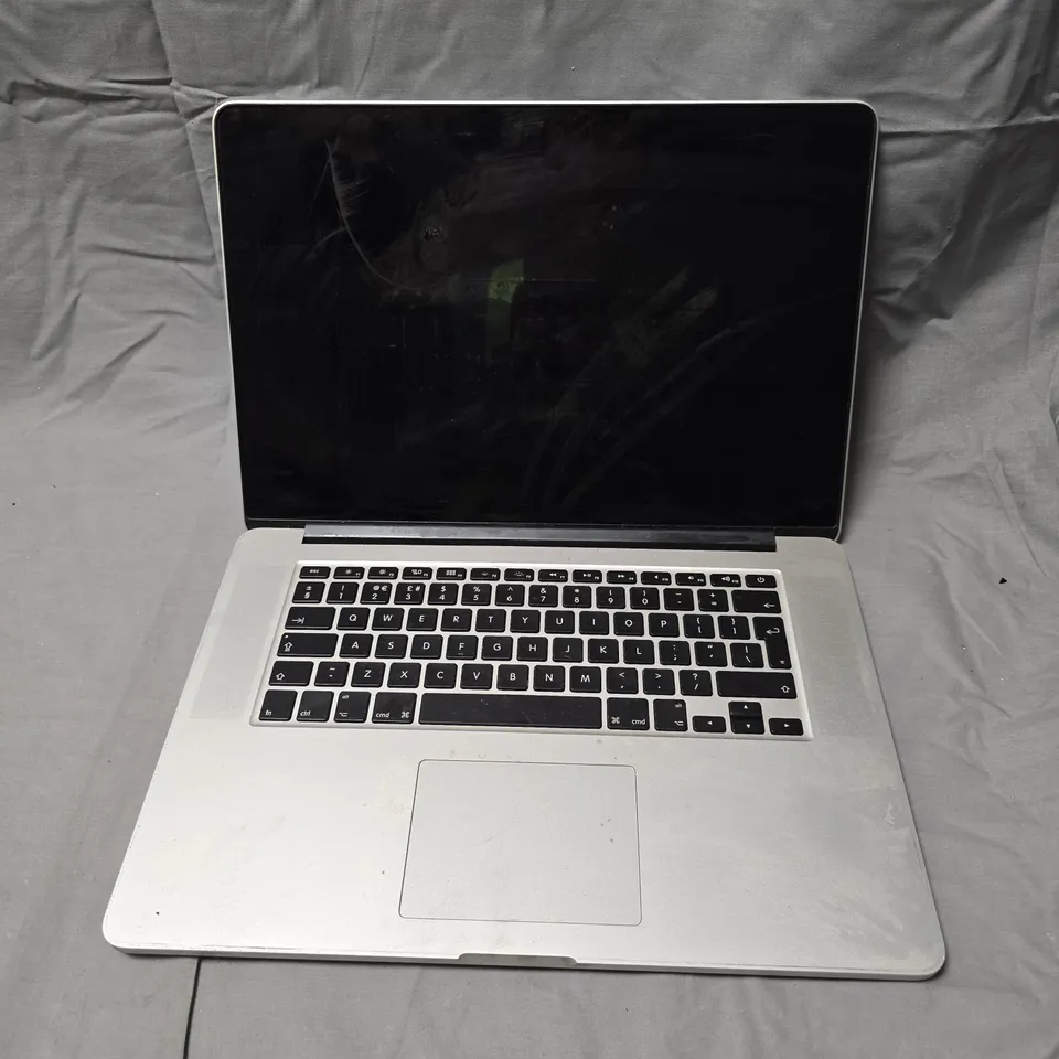 APPLE MACBOOK PRO (MODEL A1398) ALUMINUM LAPTOP – SILVER
