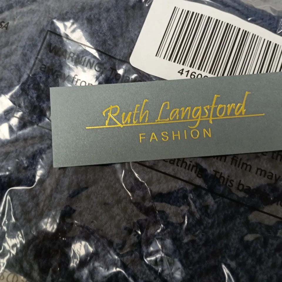 RUTH LANGFORD FASHION NAVY KNITWEAR – WOMEN UK S (US XS)