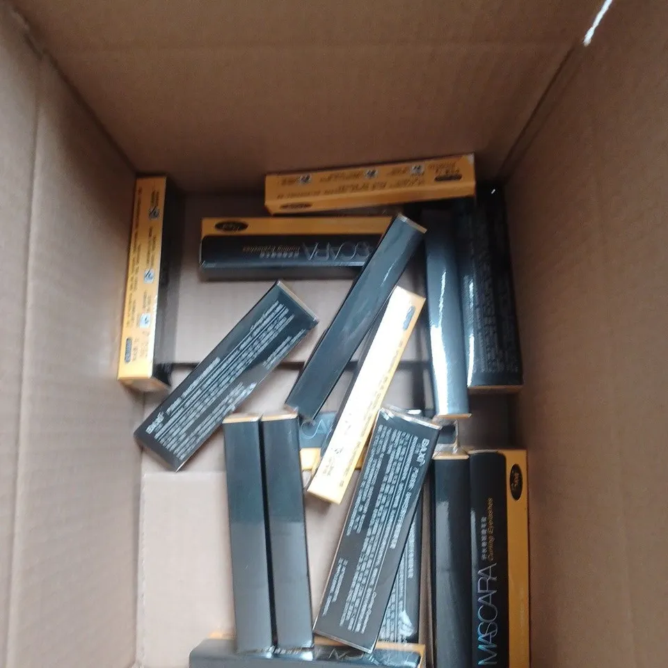 APPROXIMATELY 15 SEALED CURLING EYELASHES MASCARAS