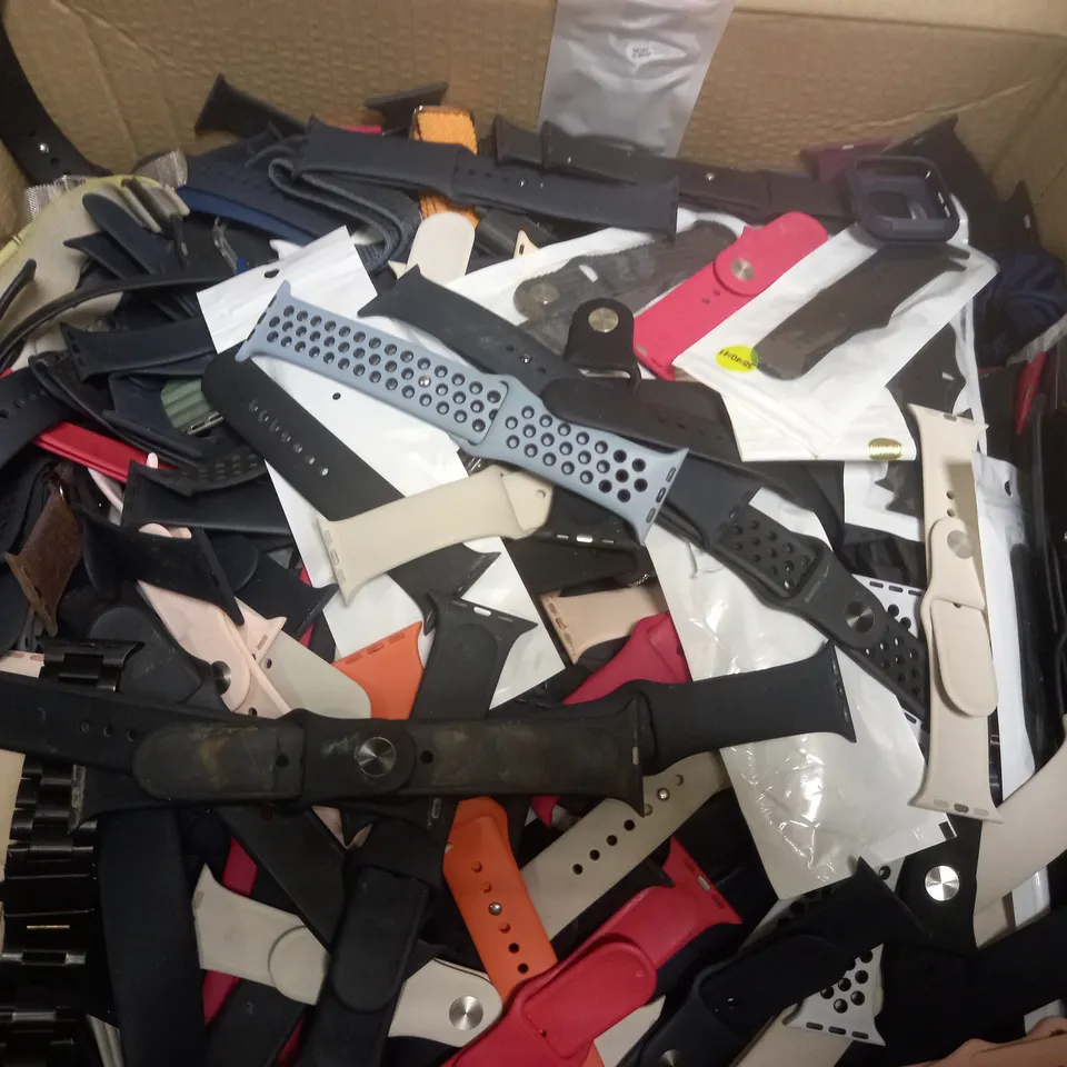 BOX OF LARGE AMOUNT OF ASSORTED LOOSE WATCH STRAPS - 10KG WORTH