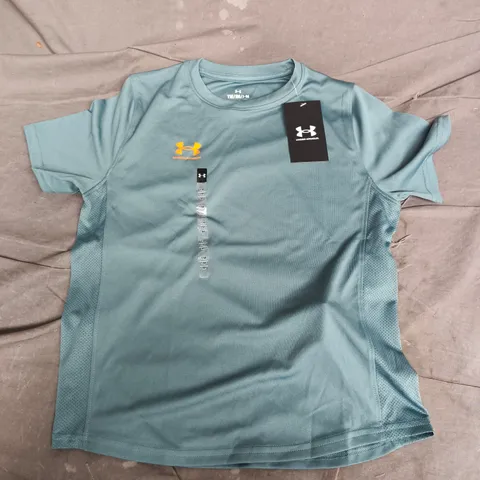 UNDER ARMOUR BOYS CHALLENGERS TRAIN SHORT SLEEVE TEE IN SEA GREEN - YM
