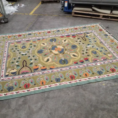 QUALITY DESIGNER AREA RUG - APPROXIMATELY 210Γ300CM