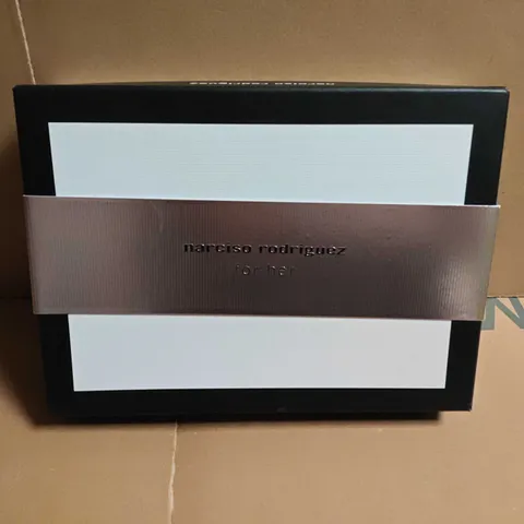 NARCISO RODRIGUEZ FOR HER GIFT SET - EDT 50ML + BODY LOTION 50ML + EDT 7.5ML