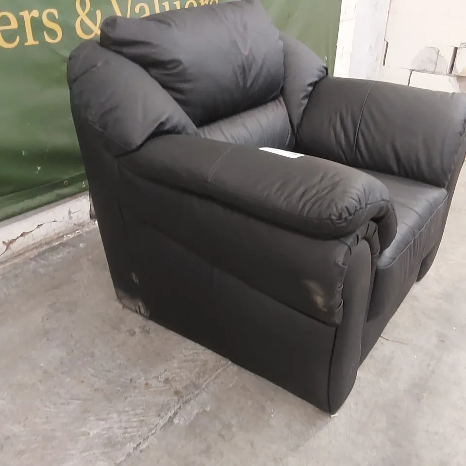 QUALITY DESIGNER BLACK FAUX LEATHER ARMCHAIR 