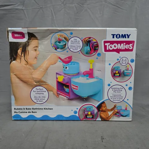 TOMY TOOMIES BUBBLE & BAKE BATHTIME KITCHEN PLAY SET