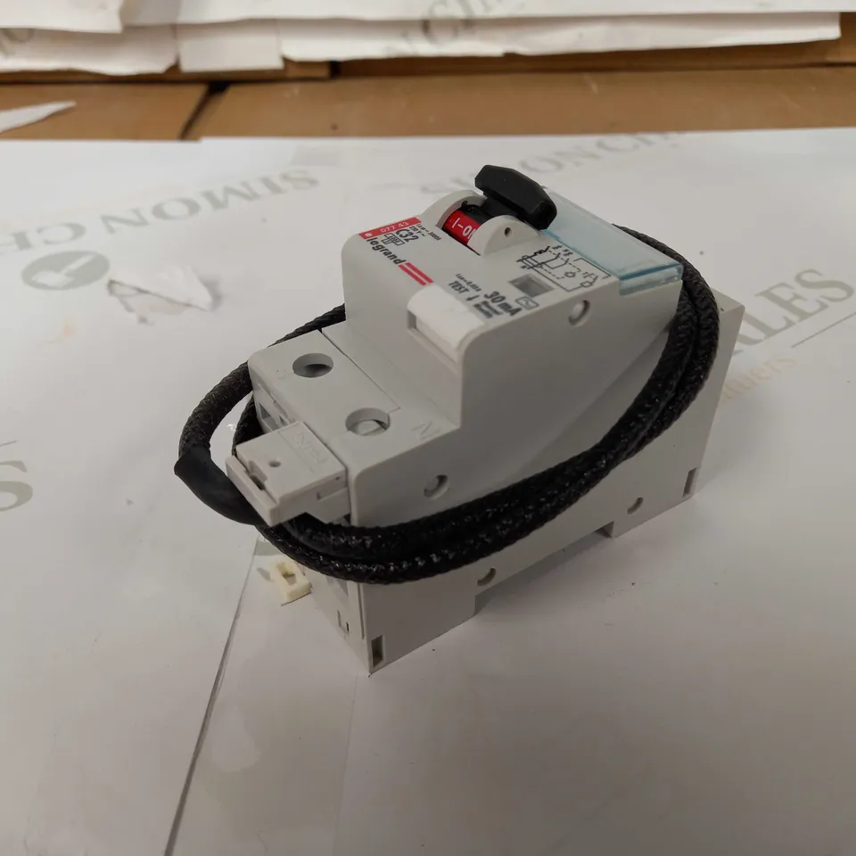 LEGRAND 32 AMP TYPE C 6 KA 30 MA DOUBLE POLE