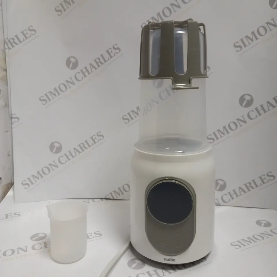 BOXED NUIIE BOTTLE WARMER 