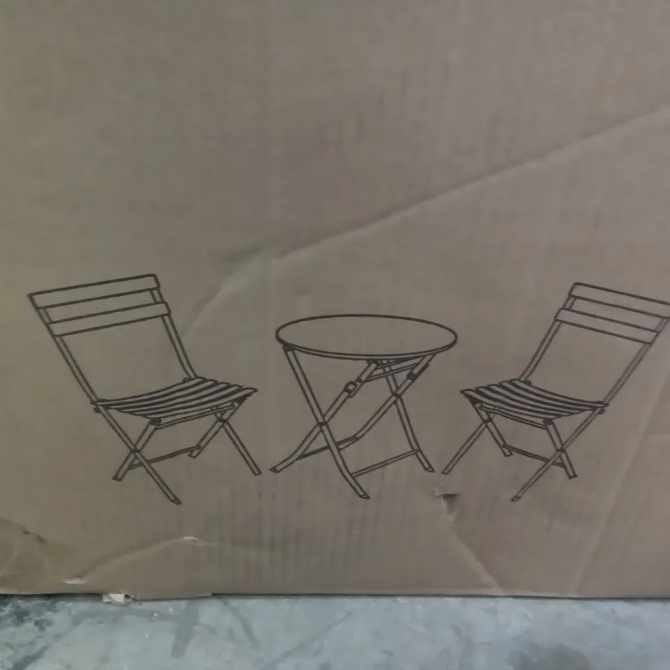 BOXED GARDEN ADDICT BISRTO SET WHITE