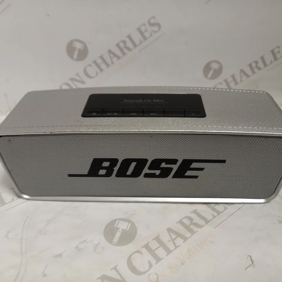 BOSE SOUNDLINK MINI SPEAKER