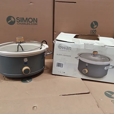 BOXED SWAN NORDIC SF17021GRYN 3.5 LITRE SLOW COOKER - SLATE GREY
