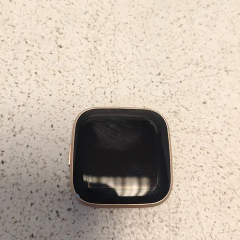 FITBIT VERSA 2 - COPPER ROSE
