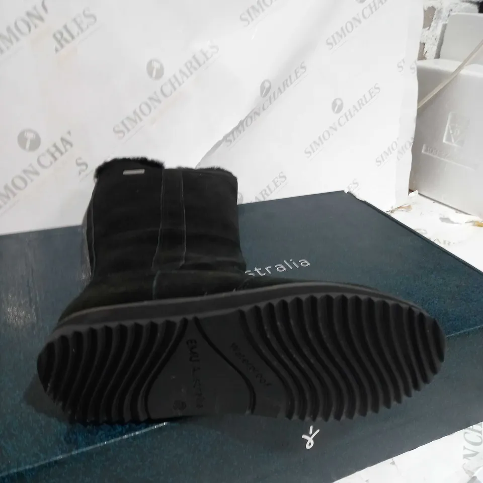 BOXED EMU AUSTRALIA MOONTA WATERPROOF KNEE LEATHER BOOTS, BLACK - SIZE 4 