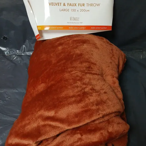 CATHERINE LANSFIELD VELVET & FAUX FUR THROW - BURNT ORANGE - 150 X 200CM
