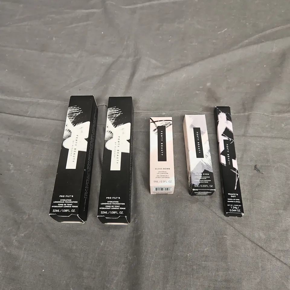 FENTY BEAUTY LOT OF 5 ASSORTED COSMETIC PRODUCTS TO INCLUDE - PRO FILT'R HYDRATING LONGWEAR FOUNDATION IN 480 - HYDRATING LONGWEAR CONCEALER IN 470W - UNIVERSAL LIP LUMINIZER IN RIRI 08 - ETC