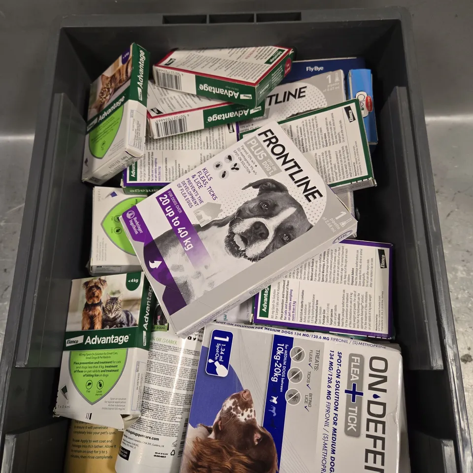 APPROXIMATELY 20 ASSORTED PET CARE PRODUCTS TO INCLUDE FRONTLINE, PET SHAMPOO, DRONTAL ETC - COLLECTION ONLY 