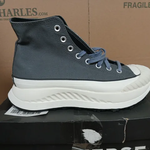 CONVERSE WOMEN'S RUN STAR HIKE TRAINERS - BLACK - SIZE 6