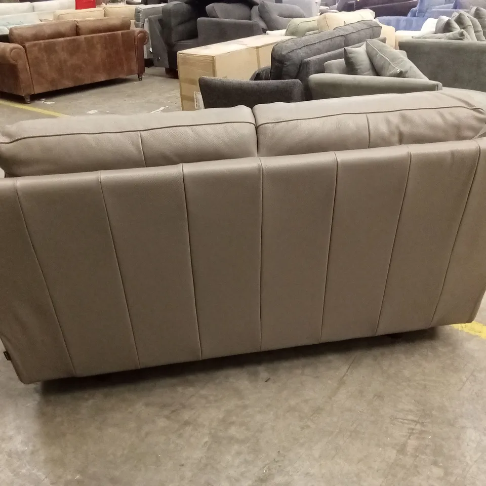 QUALITY DESIGNER ITALIAN MADE 2 SEATER LEATHER SOFA