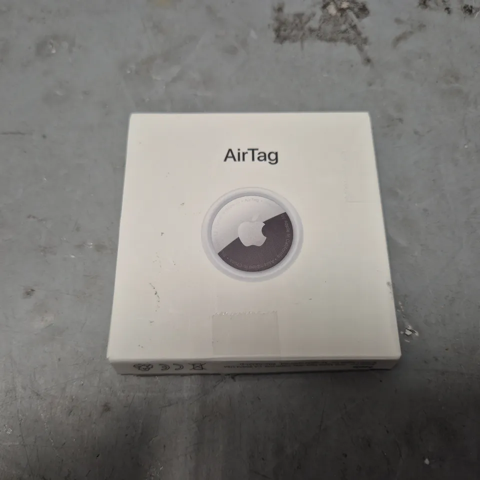 BOXED APPLE AIR TAG 