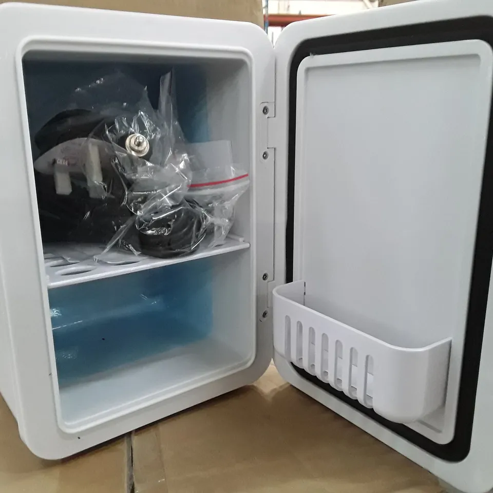 BOXED 12V MINI FRIDGE MODEL LL-4AL