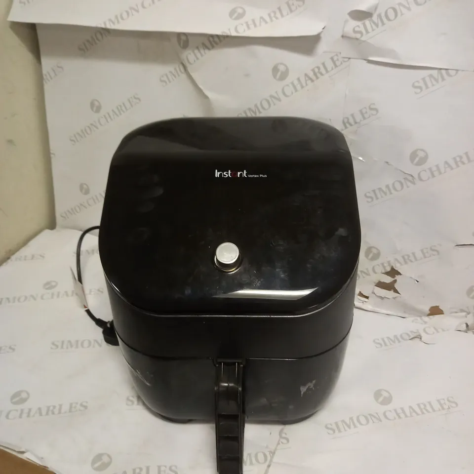 INSTANT POT VORTEX PLUS AIR FRYER