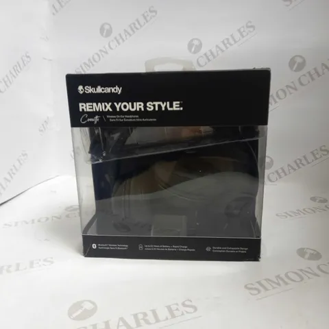 CASSETTE WIRELESS ON EAR HEADPHONES BLACK 