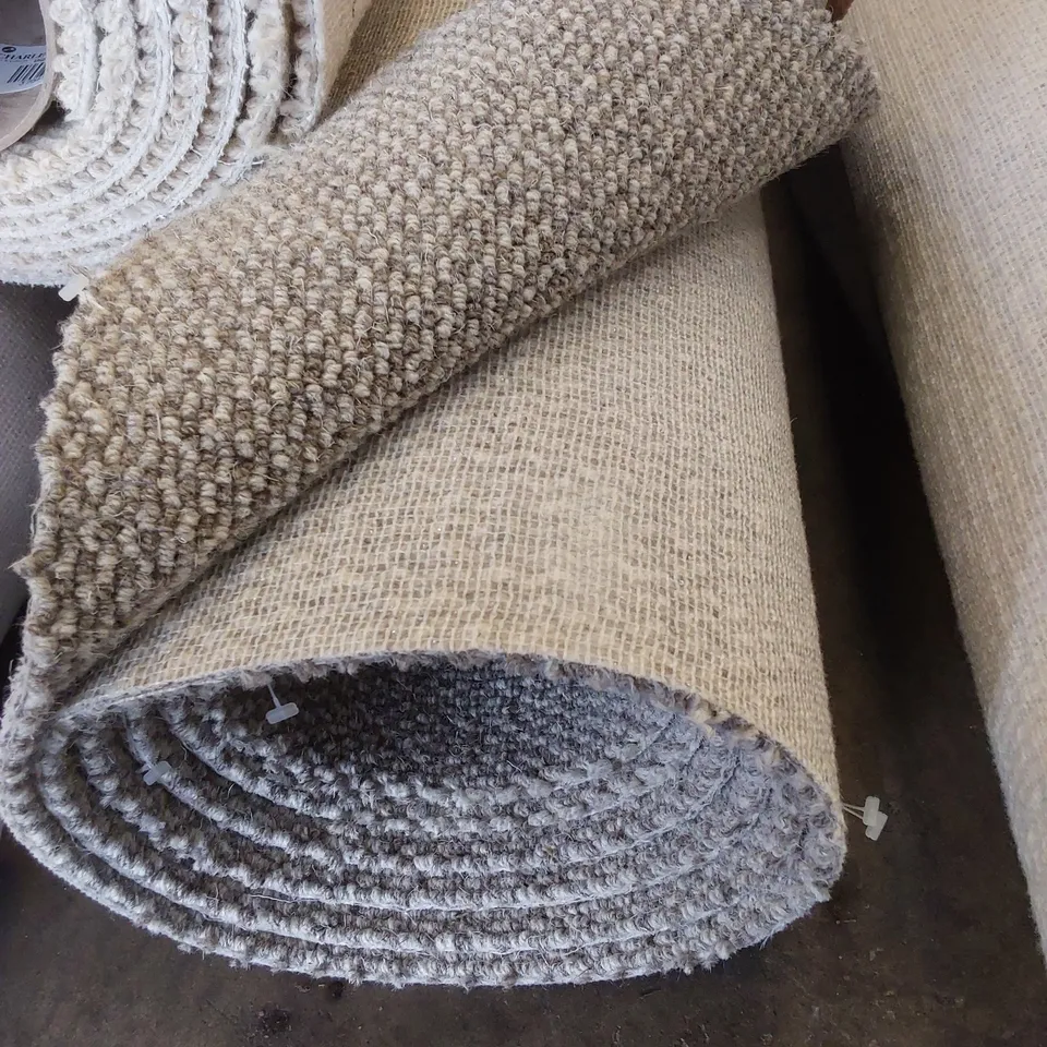 ROLL OF QUALITY LAKELAND HERDWICK AMBLESIDE CARPET // SIZE APPROX: 5m X 3.4m