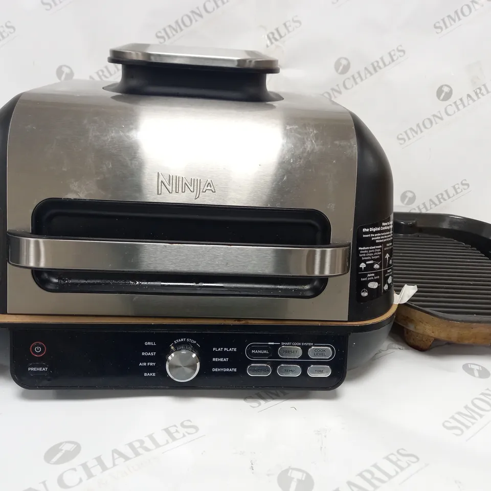 BOXED NINJA FOODI MAX PRO HEALTH GRILL & AIR FRYER AG651UK