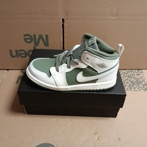 JORDAN 1 MID TD KIDS SNEAKERS – SUMMIT WHITE & GREEN, UK 9.5 – BOXED