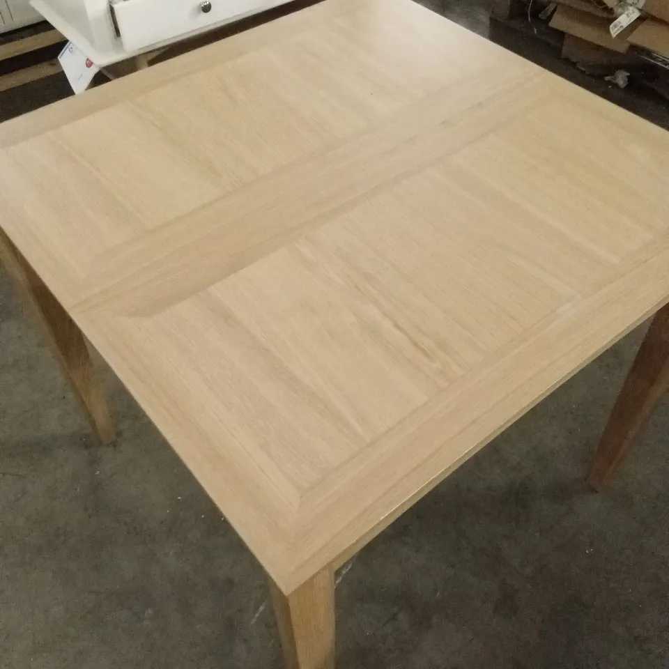 QUALITY DESIGNER BERGEN OAK 2-4 PERSON EXTENSION TABLE