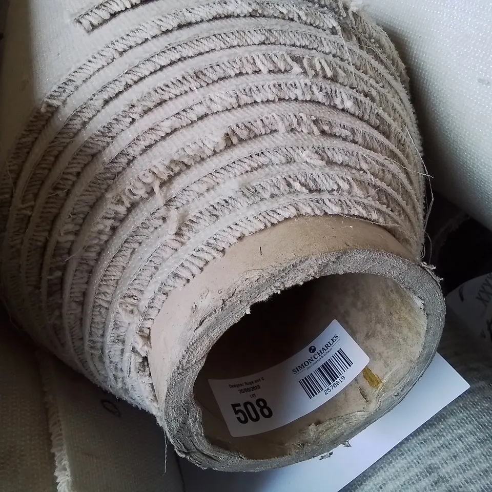 ROLL OF QUALITY BEACHCOMBER STRAND PEBBLE CARPET APPROXIMATELY 5M × 3.62M