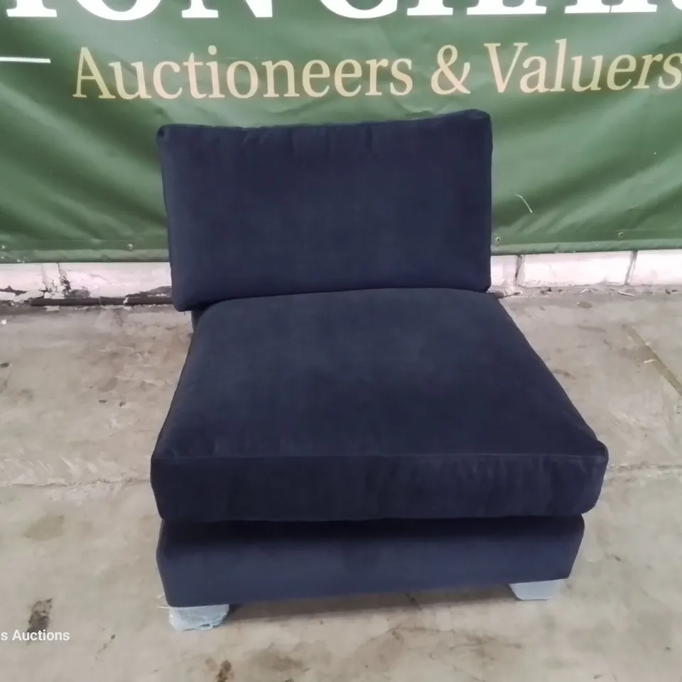 QUALITY BRITISH DESIGNER LOUNGE Co. ARMLESS UNIT PLUSH BLUE FABRIC