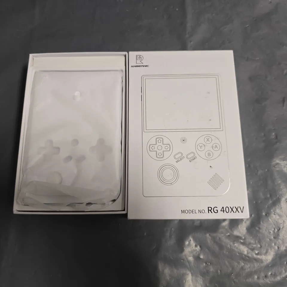 BOXED ANBERNIC RG 40XXV HANDHELD GAMES CONSOLE