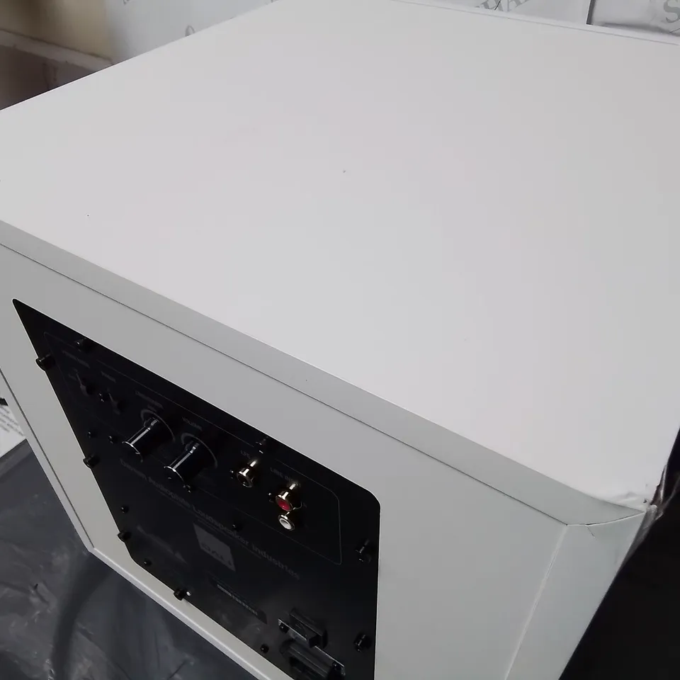 DALI SUB E-12F SUB WOOFER IN WHITE