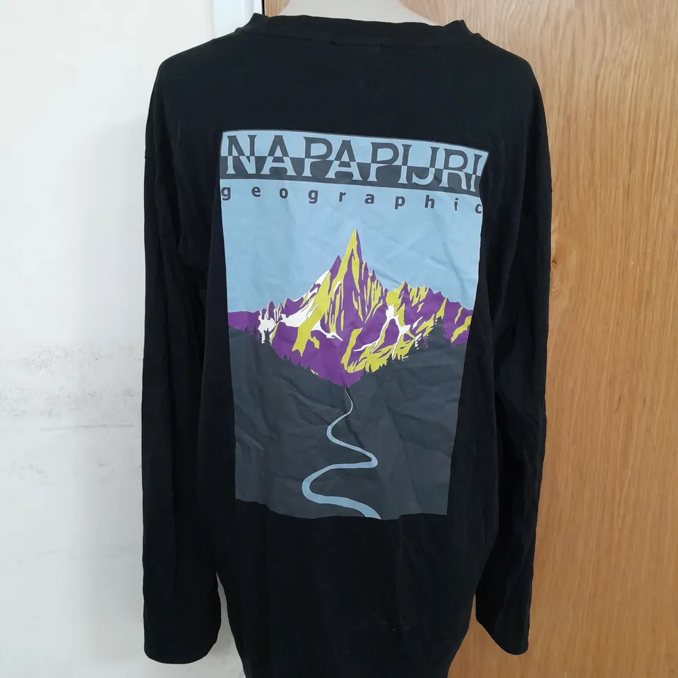 NAPAPIJRI GRAPHIC LONG SLEEVE TEE IN BLACK SIZE XL
